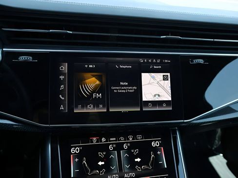 Used 2022 Audi SQ7 Prestige AWD/4WD image 23