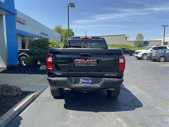 Used 2024 GMC Canyon AT4X AWD/4WD image 11