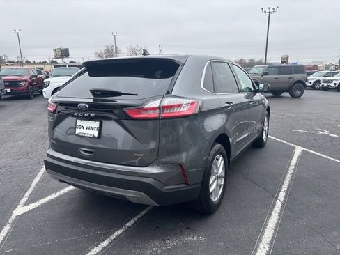Used 2024 Ford Edge SEL AWD/4WD image 3