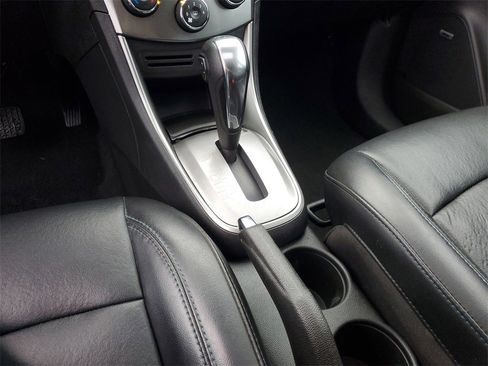 Used 2016 Chevrolet Trax LTZ image 26