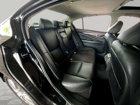Used 2019 INFINITI Q50 Luxe w/ Essential Package (3.0T Luxe) AWD/4WD image 22