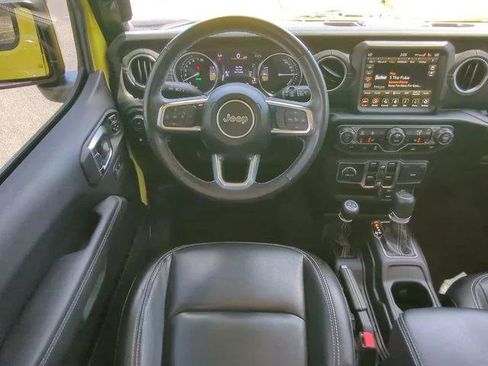 Certified 2023 Jeep Wrangler Unlimited Sahara w/ Cold Weather Group AWD/4WD image 18