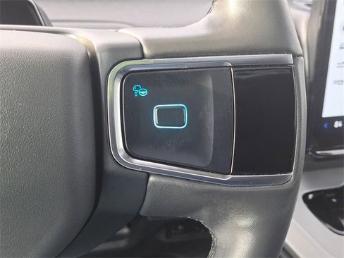 Certified 2025 Ford Expedition Active image 15