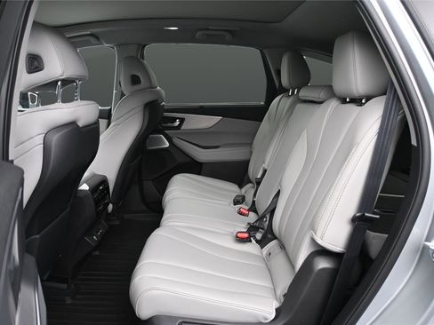 Certified 2026 Acura MDX FWD w/ Technology Package image 14