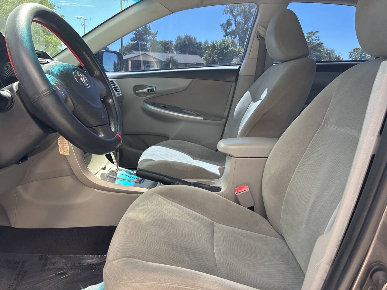 Used 2012 Toyota Corolla LE FWD image 7