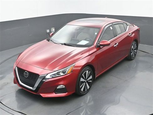 Used 2022 Nissan Altima 2.5 SV w/ SV Premium Package image 33