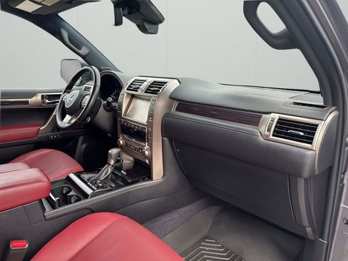 Used 2021 Lexus GX 460 image 14