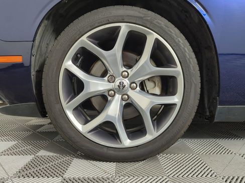Used 2016 Dodge Challenger SXT Plus image 21