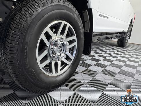Used 2019 Ford F350 Lariat w/ FX4 Off-Road Package AWD/4WD image 13
