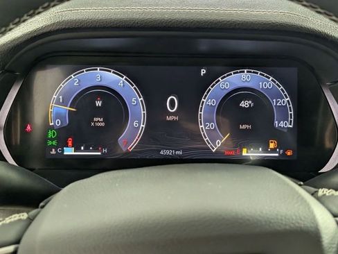 Used 2023 Jeep Grand Cherokee L Limited AWD/4WD image 18