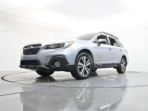 Used 2019 Subaru Outback 3.6R Limited w/ Popular Package #2 AWD/4WD image 50