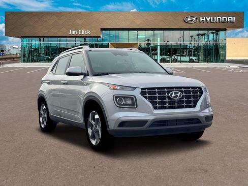New 2026 Hyundai Venue SEL FWD image 11