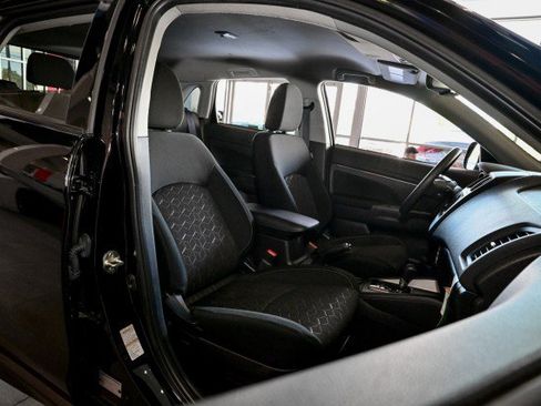 Used 2024 Mitsubishi Outlander Sport AWD image 26