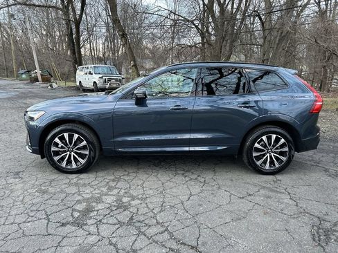 Used 2024 Volvo XC60 B5 Core w/ Protection Package Premier AWD/4WD image 5