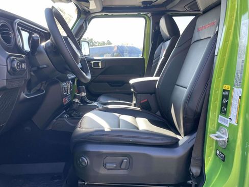 New 2025 Jeep Gladiator Rubicon image 24