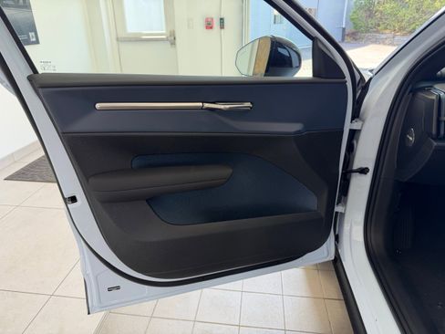 New 2026 Volvo EX30 Ultra w/ Climate Package image 14