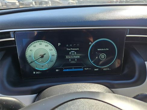 Used 2024 Hyundai Tucson Limited image 19