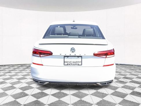 Used 2021 Volkswagen Passat 2.0T R-Line FWD image 8