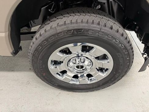 New 2026 Ford F250 4x4 Crew Cab Super Duty image 5