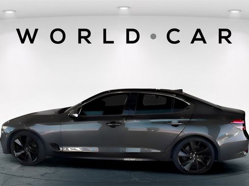 Used 2023 Genesis G70 2.0T w/ Sport Prestige Package image 4