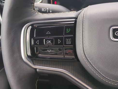 New 2026 Jeep Grand Wagoneer L Summit AWD/4WD image 28