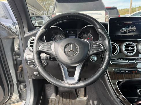 Used 2016 Mercedes-Benz GLC 300 4MATIC image 24