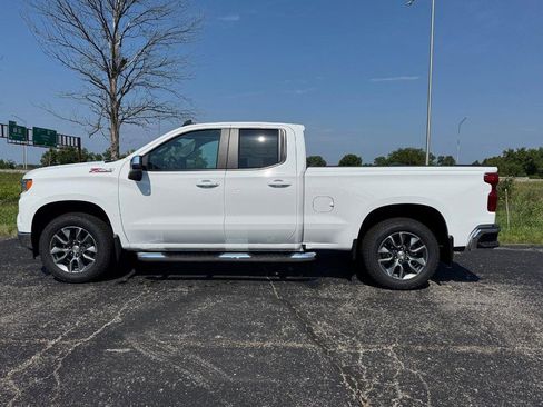 New 2026 Chevrolet Silverado 1500 LT image 2