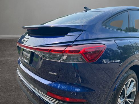 Used 2025 Audi Q4 e-tron Premium Plus image 38