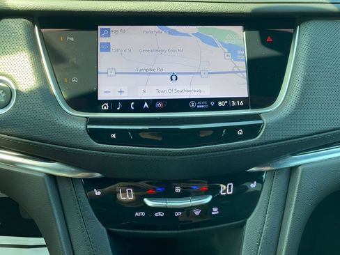 Used 2022 Cadillac XT5 Premium Luxury AWD/4WD image 20