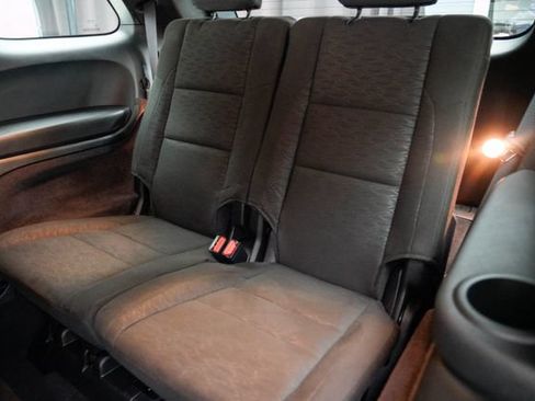 Used 2024 Dodge Durango SXT AWD/4WD image 9