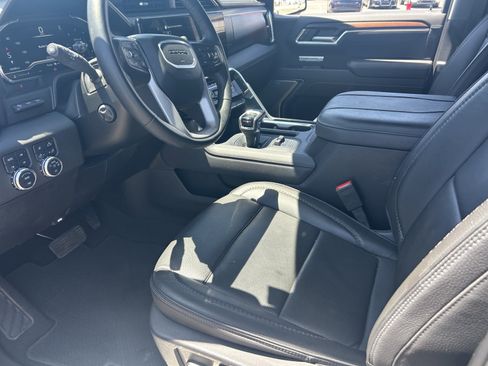 Certified 2025 GMC Sierra 1500 Denali w/ Technology Package AWD/4WD image 12