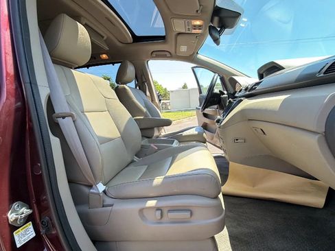 Used 2015 Honda Odyssey Touring Elite image 51
