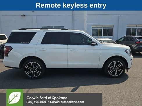 Used 2021 Ford Expedition Limited AWD/4WD image 7