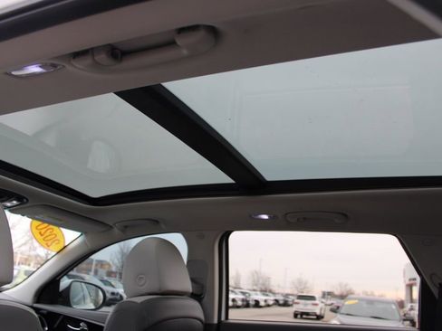 Used 2020 Kia Sorento SX image 30