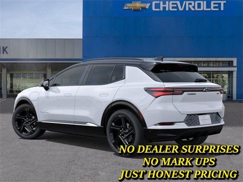 New 2026 Chevrolet Equinox EV RS image 3