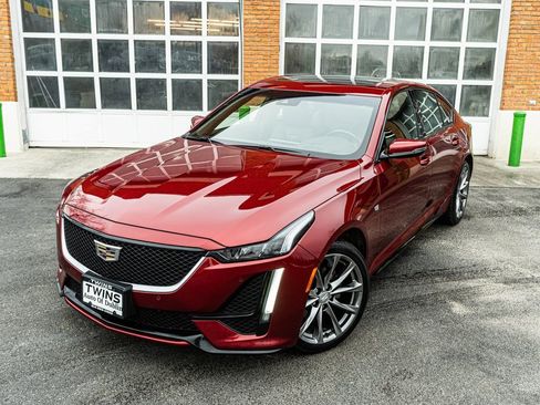 Used 2023 Cadillac CT5 Sport image 2