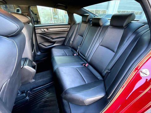 Used 2019 Honda Accord Sport image 21