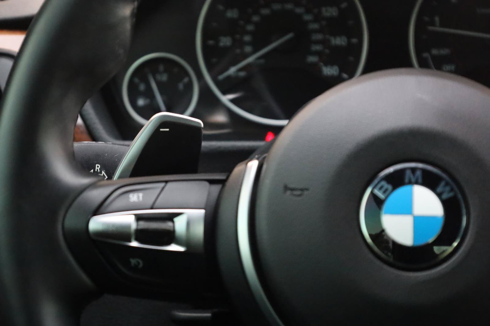 Used 2014 BMW 435i Convertible RWD image 31