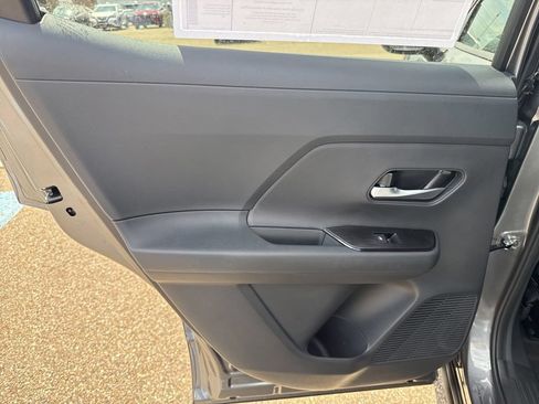 New 2026 Nissan Kicks SV w/ Interior Electronics Package AWD/4WD image 28