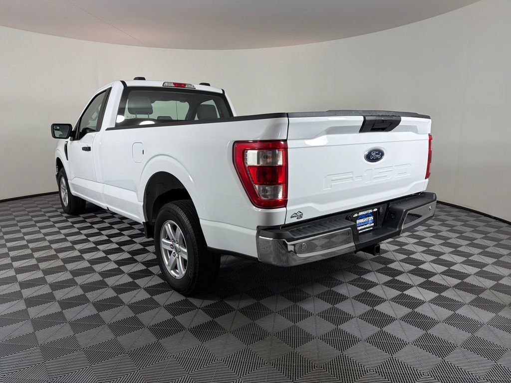 Used 2023 Ford F150 XL w/ Trailer Tow Package RWD image 5