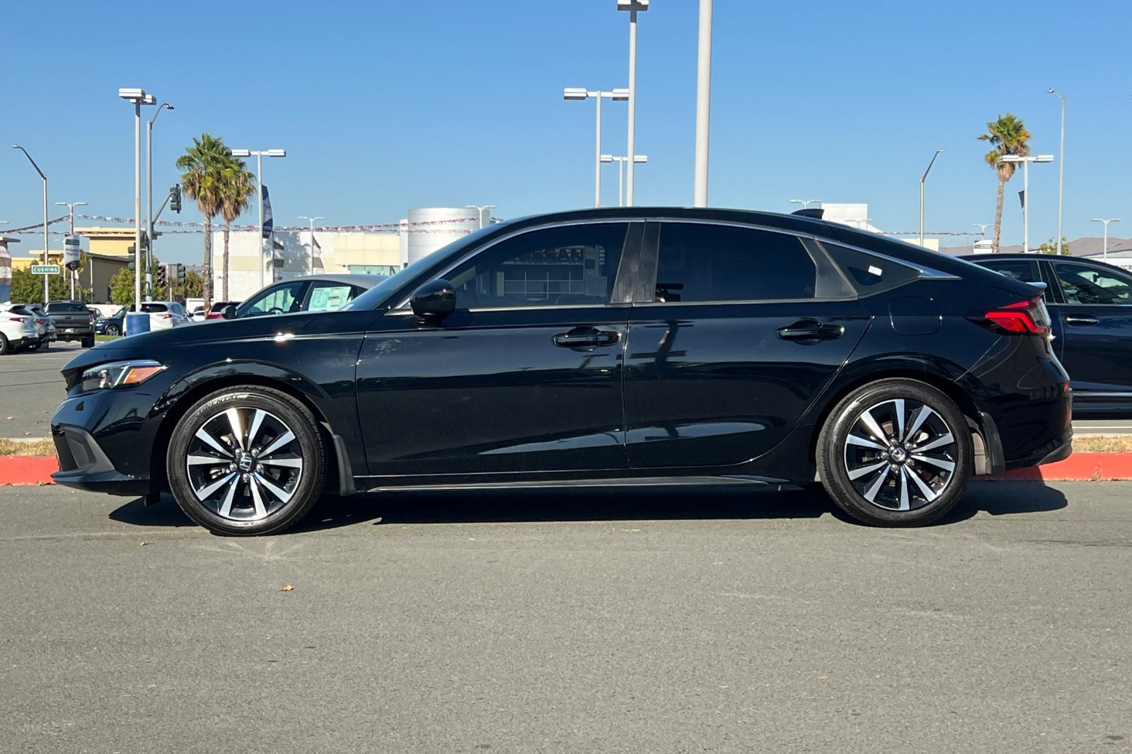 Used 2023 Honda Civic EX-L image 7