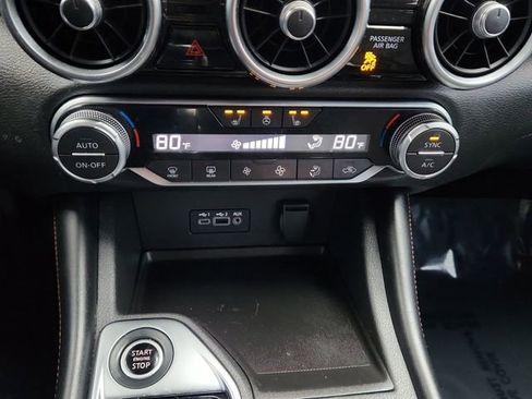 Used 2020 Nissan Sentra SR w/ Premium Package image 44