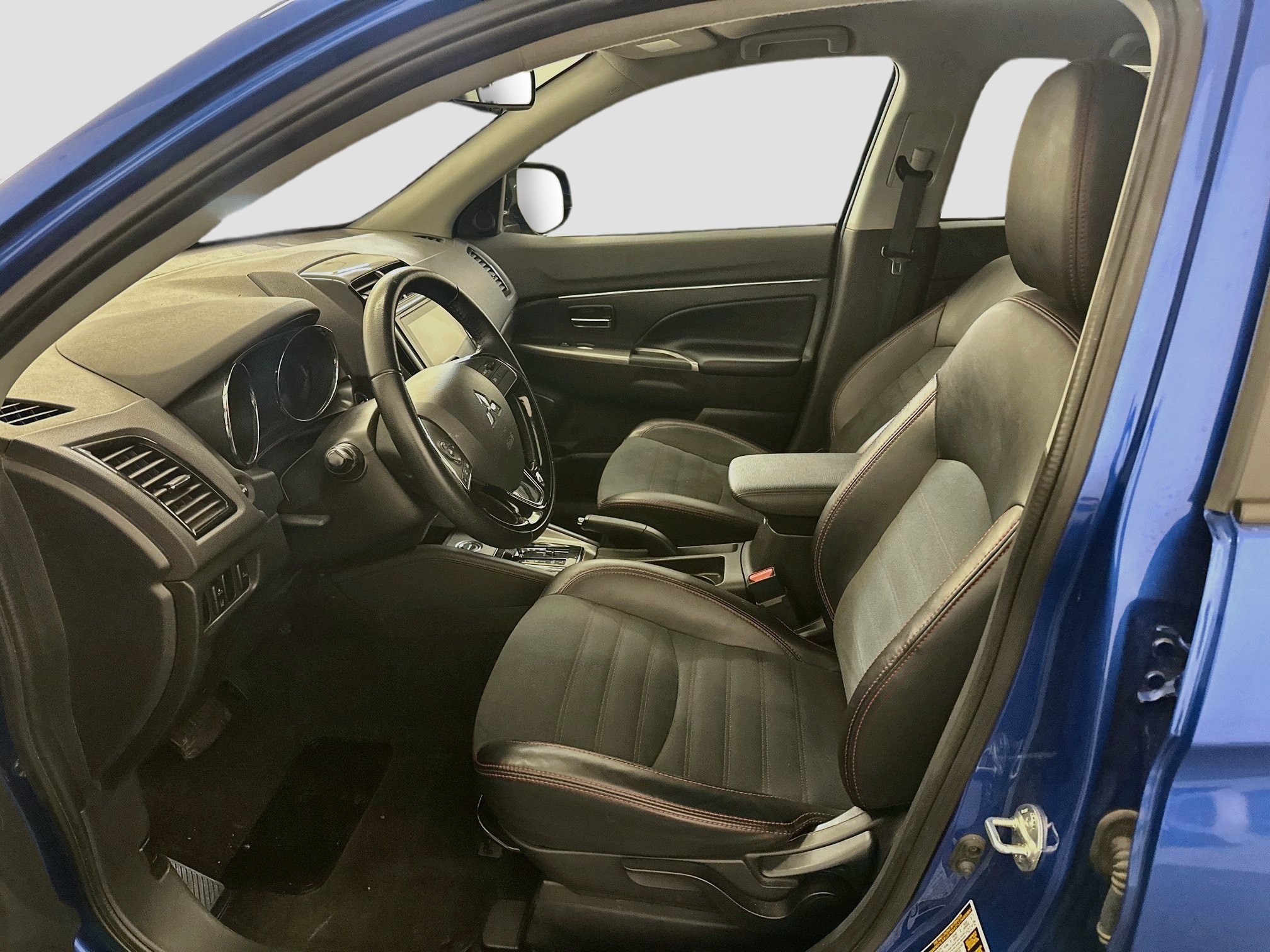 Used 2024 Mitsubishi Outlander Sport AWD image 13
