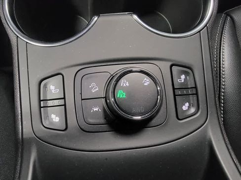 Certified 2024 GMC Terrain SLT w/ Infotainment Package II image 22