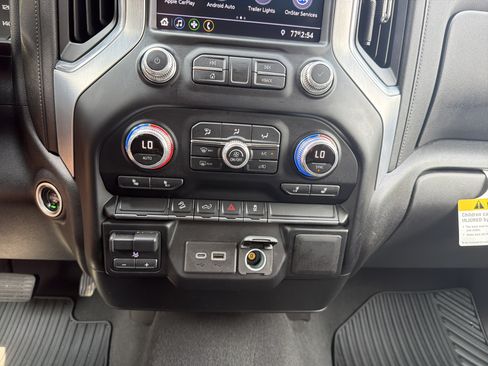 Used 2021 GMC Sierra 2500 SLE w/ SLE Convenience Package AWD/4WD image 24