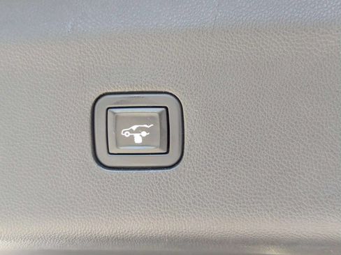 Used 2020 Buick Enclave Premium w/ Trailering Package, 5000 lbs. AWD/4WD image 27