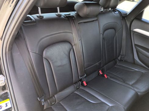 Used 2015 Audi Q3 2.0T Prestige image 29