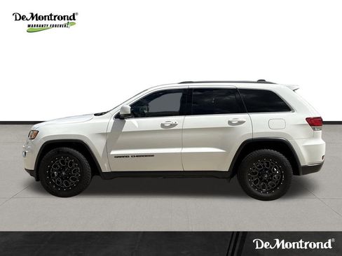 Used 2020 Jeep Grand Cherokee Laredo w/ Laredo X Package RWD image 14