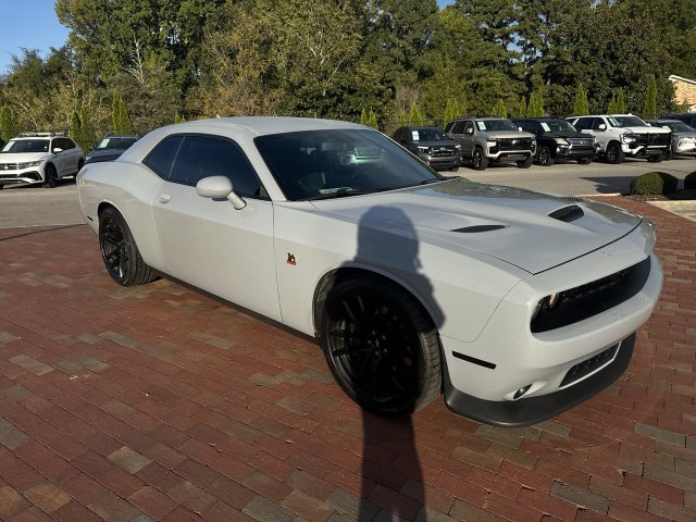 Used 2021 Dodge Challenger R/T Scat Pack w/ Dynamics Package RWD image 38