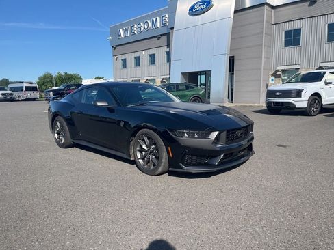 Used 2025 Ford Mustang Dark Horse w/ Security Package RWD image 39